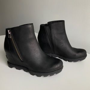 Sorel Joan Of Arctic Wedge II Zip Bootie